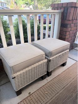 Outdoor furniture chairs ottoman