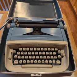 Portable typewriter vintage