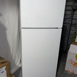 General Electric Brand New Refrigerator Never Used