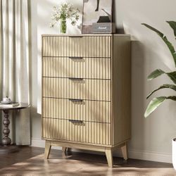New Fluted 5-Drawer Dresser for Bedroom, 48" Tall Modern Chest of Drawers with Metal Handles, Wood Closet Clothes Storage Organizer, Dresser TV Stand 
