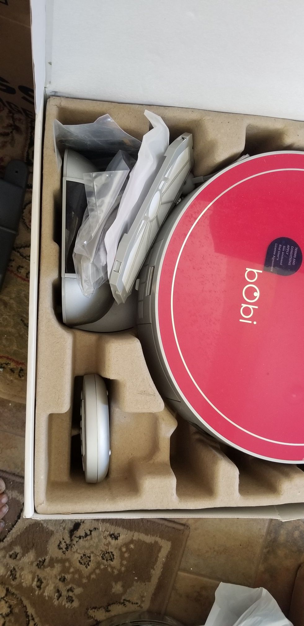 bObi Pet Robotic Vacuum Cleaner, Scarlet like new