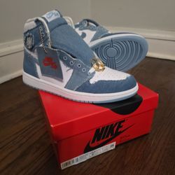 Women's Air Jordan 1