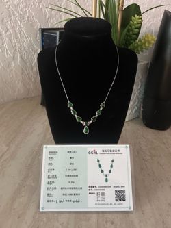 18k white gold green jade necklace