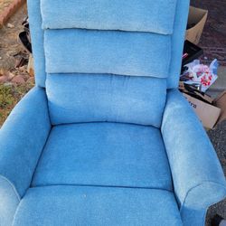 New Recliner Rocking Sofa With 2 Pillows 