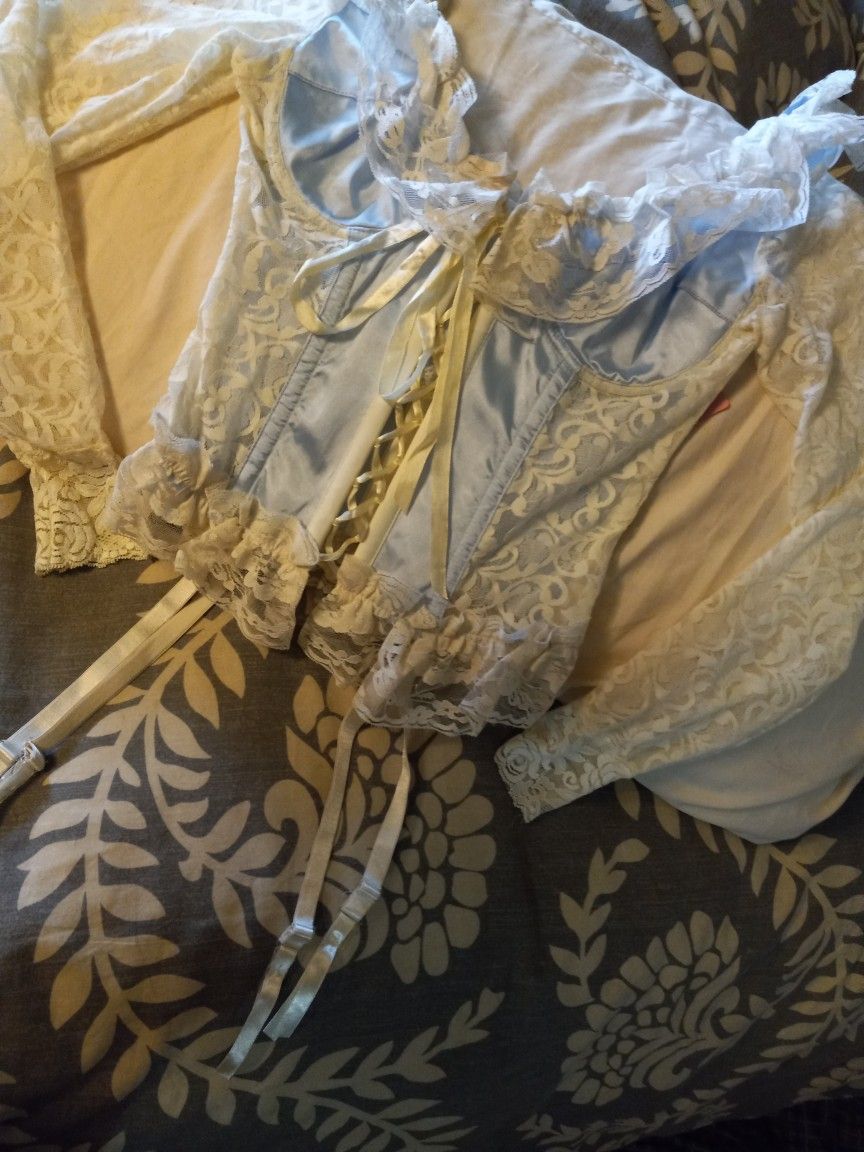 Brand New Corset Tops Size 34's