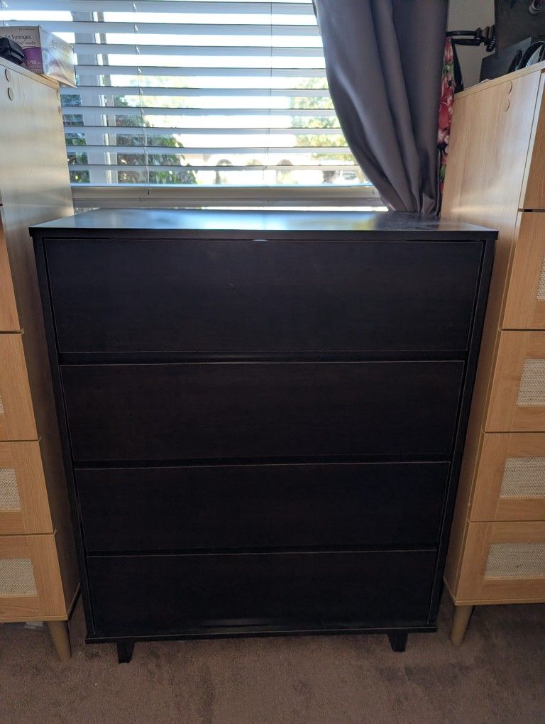 4 Drawer Dresser