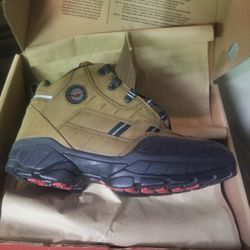 Red Wings  Water Proof  Size 9 And 8 $40Each Near Lake View Area Chicago