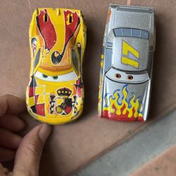 Disney Pixar Cars Miguel And Darrell Cartrip