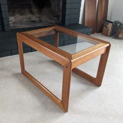 Solid Teak Mid Century Mcm Glass Topped Table