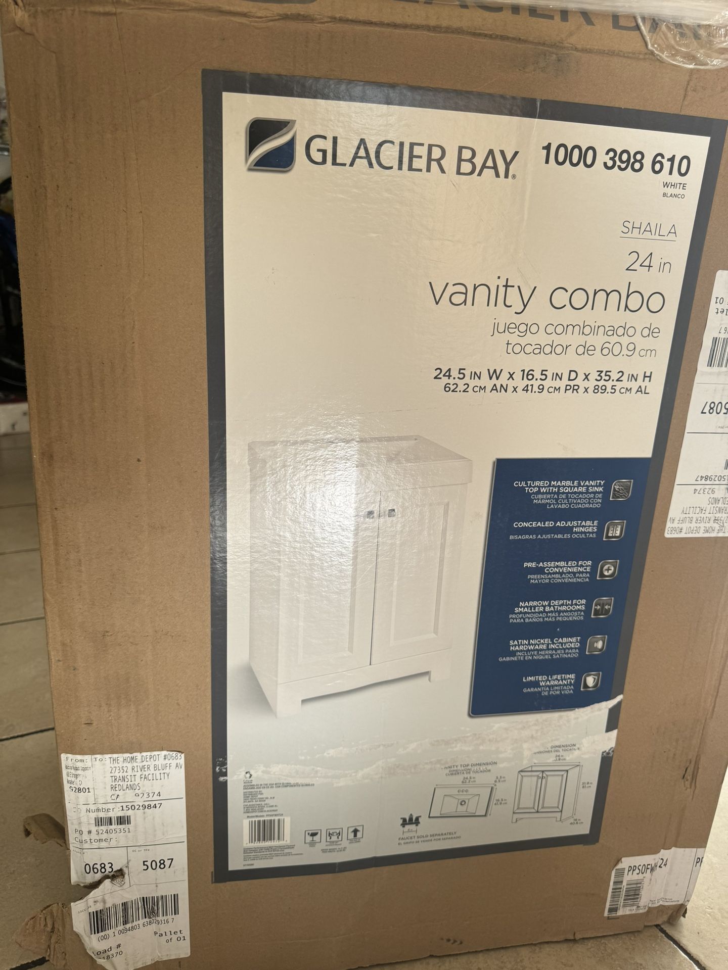 Glacier Bay Vanity Combo 24.5in W x 16.5 in D x 35.2 in H for Sale in