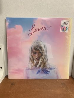 TAYLOR SWIFT VINYL BUNDLE - Lover+Evermore 