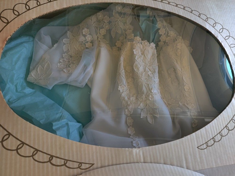Vintage Keepsake Wedding Dress In Box