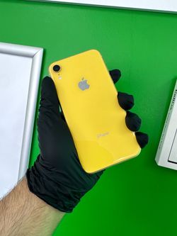 Apple iPhone XR Unlocked