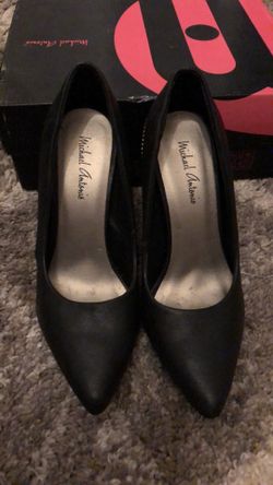 Michael Antonio black heels size 6 new in box $10