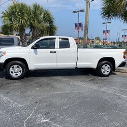 2017 Toyota Tundra Low Miles 11k
