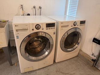 Washer & dryer