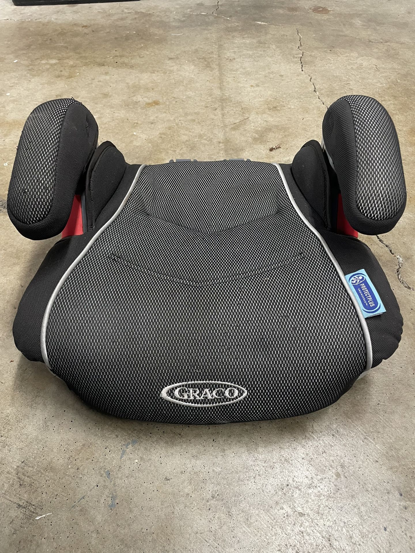Kids booster seat for vehicles