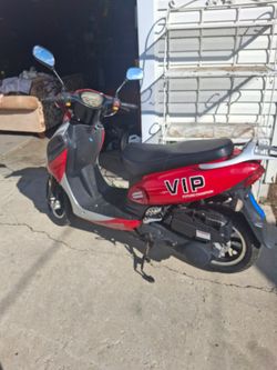 150cc scooter