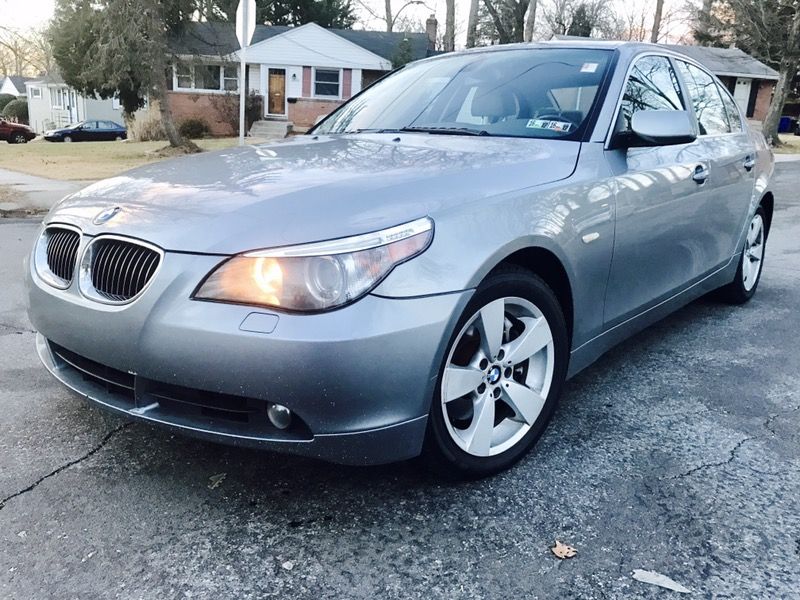 2006 BMW 525 XI / AWD - Great Price for a Fancy Ride