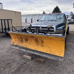 Meyer Snowplow 7.5’ With Lights And Mount