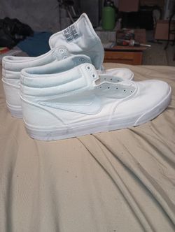 Nike SB Charge Mid (Size 9.5 Men)