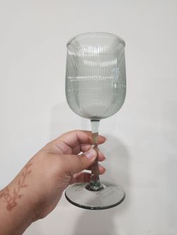 4 Pcs Better Home & Gardens Wine Glass Set
