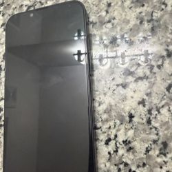 iPhone 16 E Unlocked 