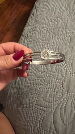 Trendy bangle bracelet