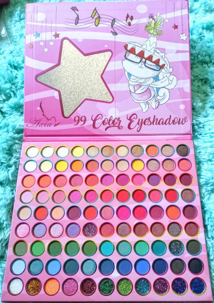 New big Eyeshadow Palette Great Picmentation
