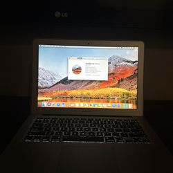 Mac Book Air Laptop 2017