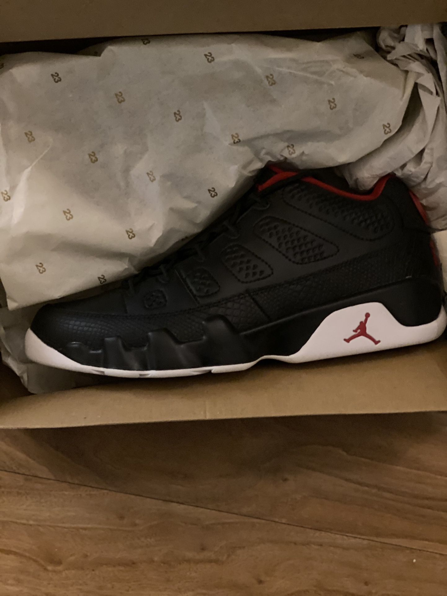 Jordan Low Top 9 Brand New