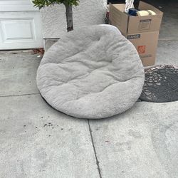 Dog Bed Free
