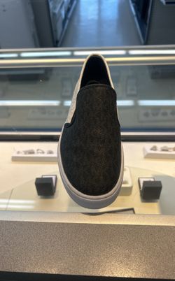 Michael Kors Shoe 