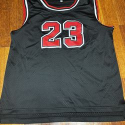 Brand: OSUNYLI  Men's Classic #23 Basketball Jersey Unisex Sweatshirt 90s Clothing Fan Shirt Gift Black/Red Large