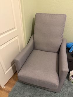 NURSERY ROOM CHAIR