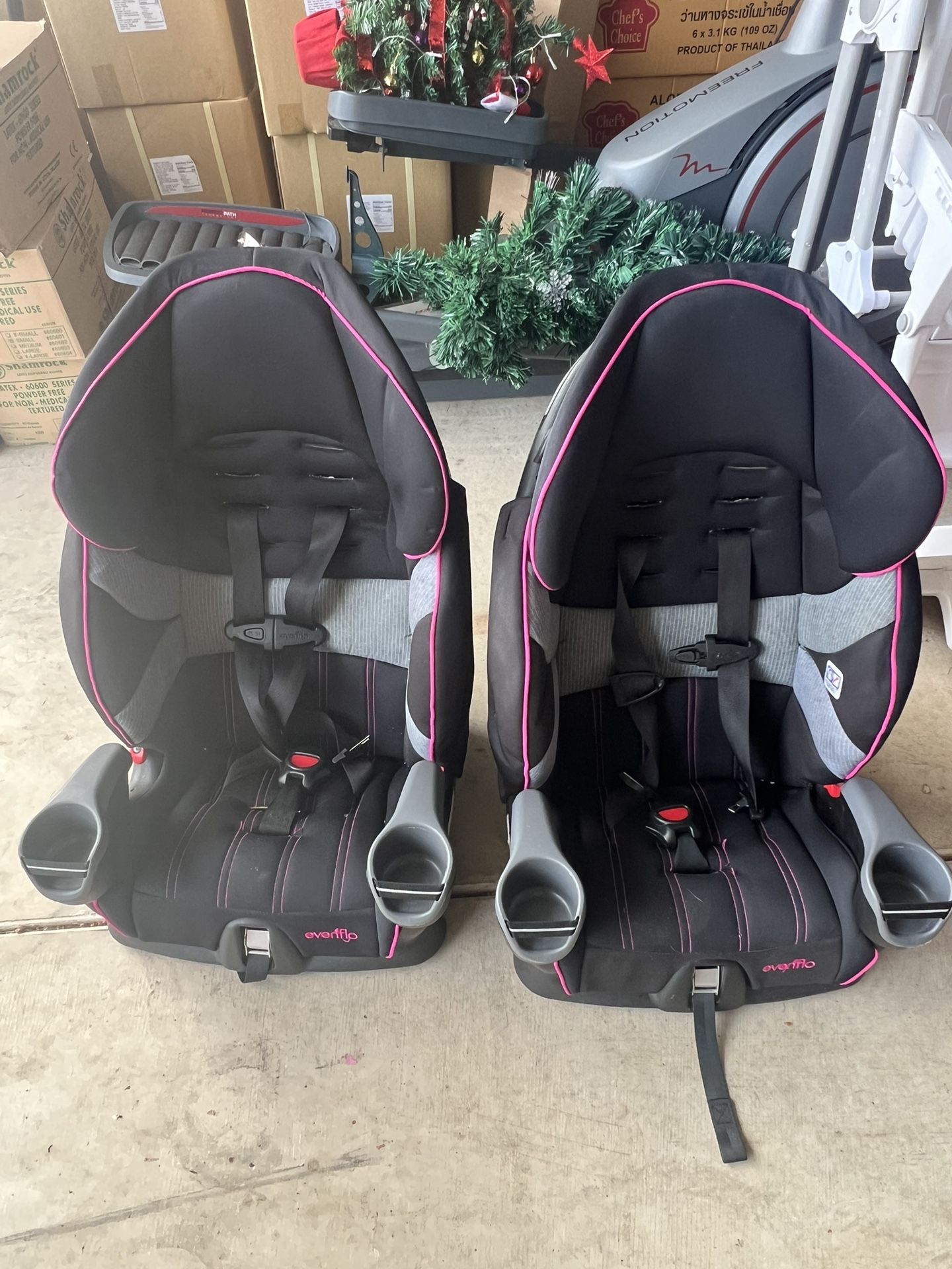 4 Car Seat And 1 High Chair 
