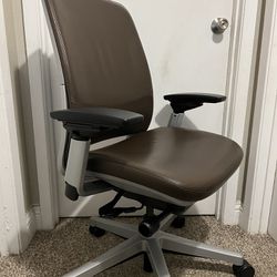 Steelcase Amia Office Chair Fully Loaded