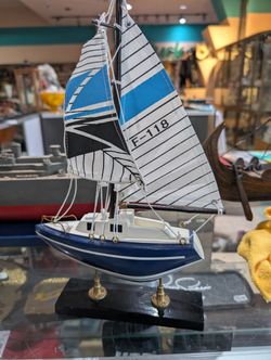 Vintage F118 Model Sailboat Nautical Wooden Display Decor Collectible