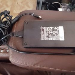 New Dell 19.5 240w Charger 