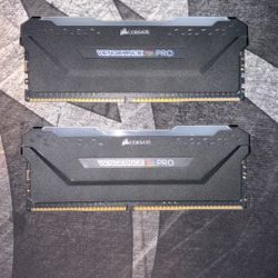 2x8GB DDR4 RAM Corsair Vengeance RGB Pro