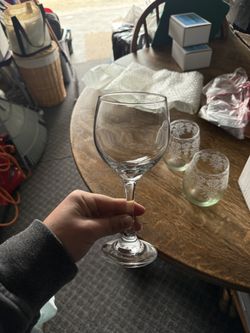 9 Wine Glasses