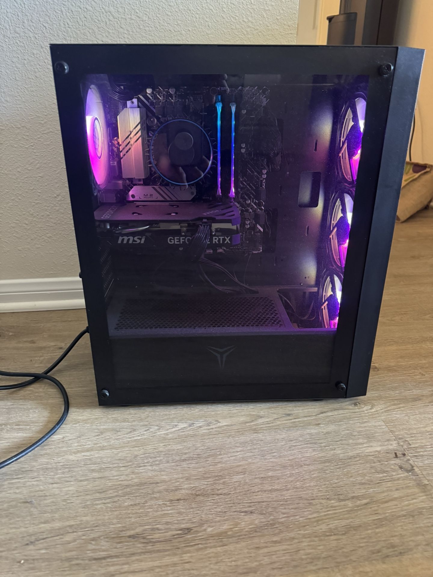 Gaming PC – RTX 4060 / i5-12400F / 1TB SSD