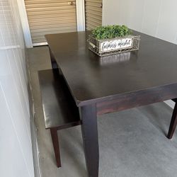Heavy Solid Wood Dining Room Table And 2 Benches 
