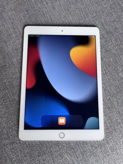 Apple iPad Air 2 A1566 32 GB, Wi-Fi, 9.7 in, Silver, excellent working condition