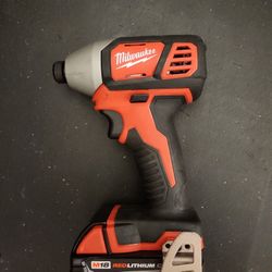 Milwaukee 1/4" Hex Impact Driver w/M18 Red Lithium Battery
