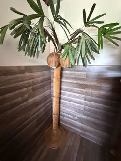 Vintage Mario Torrez Lopez palm tree lamp