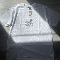 STUSSY TEE SHIRT LARGE