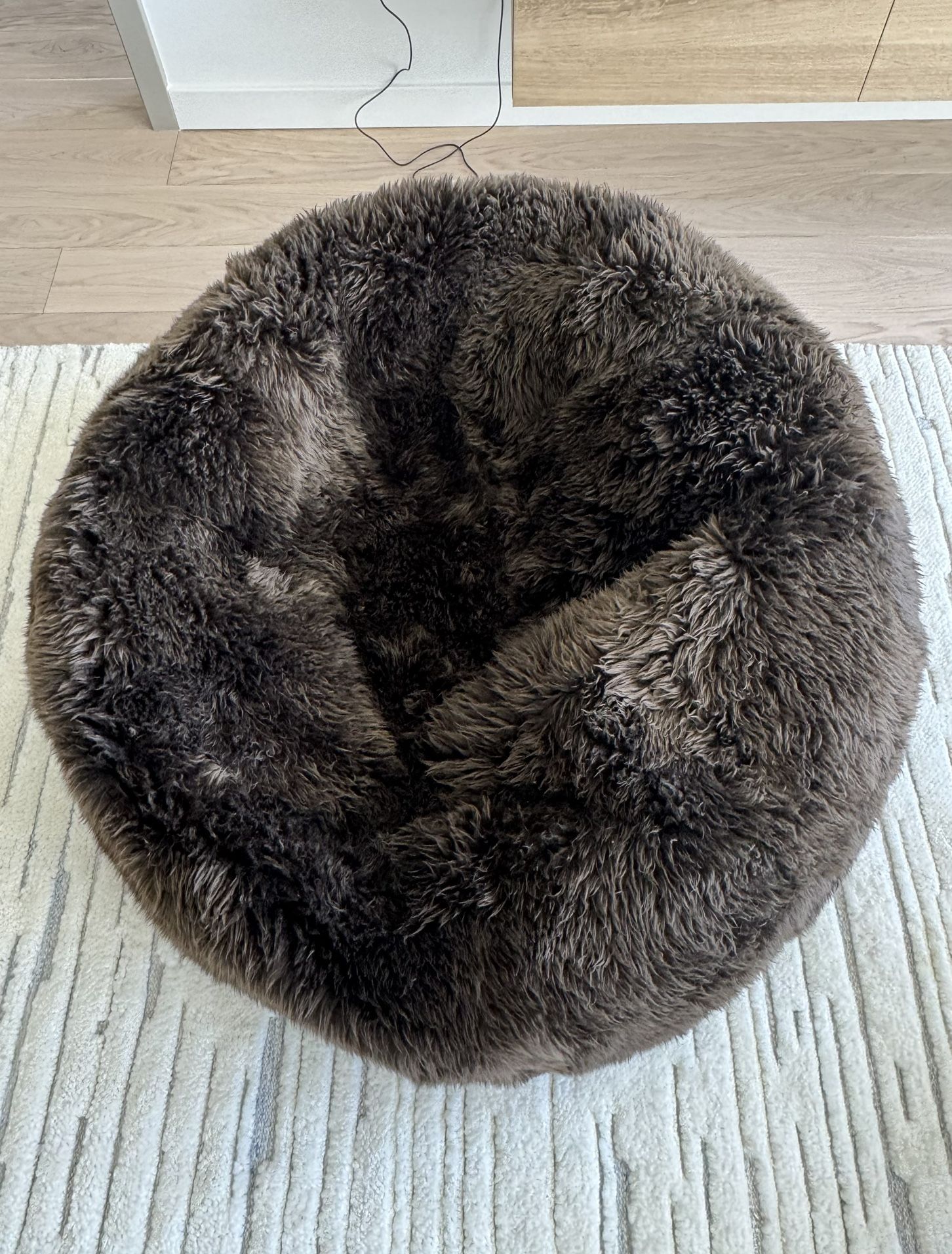LUXE FAUX FUR BEAN BAG - MINK