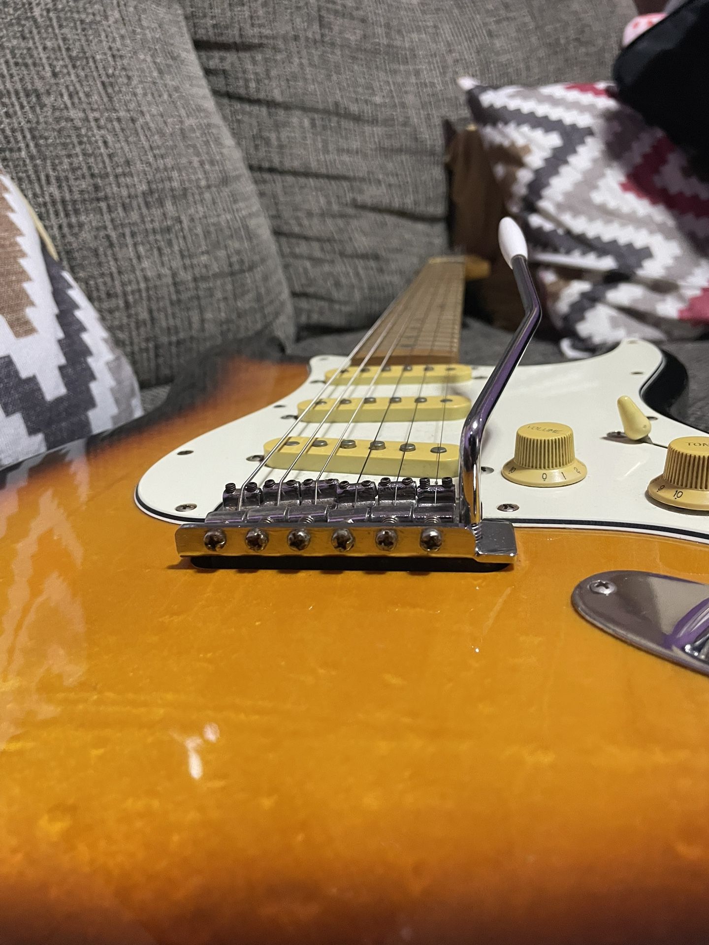 Guitar fender stratocaster