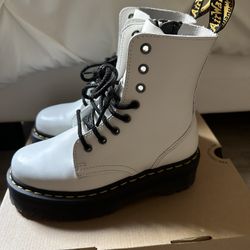 Dr. Martens Jason Platforms